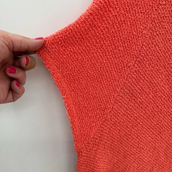 FREE PEOPLE SUMMER ROMANCE oversized orange V-neck boho sleeveless knit top S - Picture 4 of 10